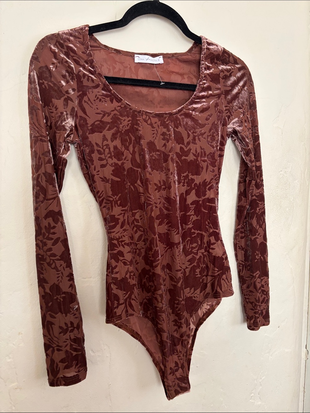 Velvet Floral Long-Sleeve Bodysuit - Rust Brown